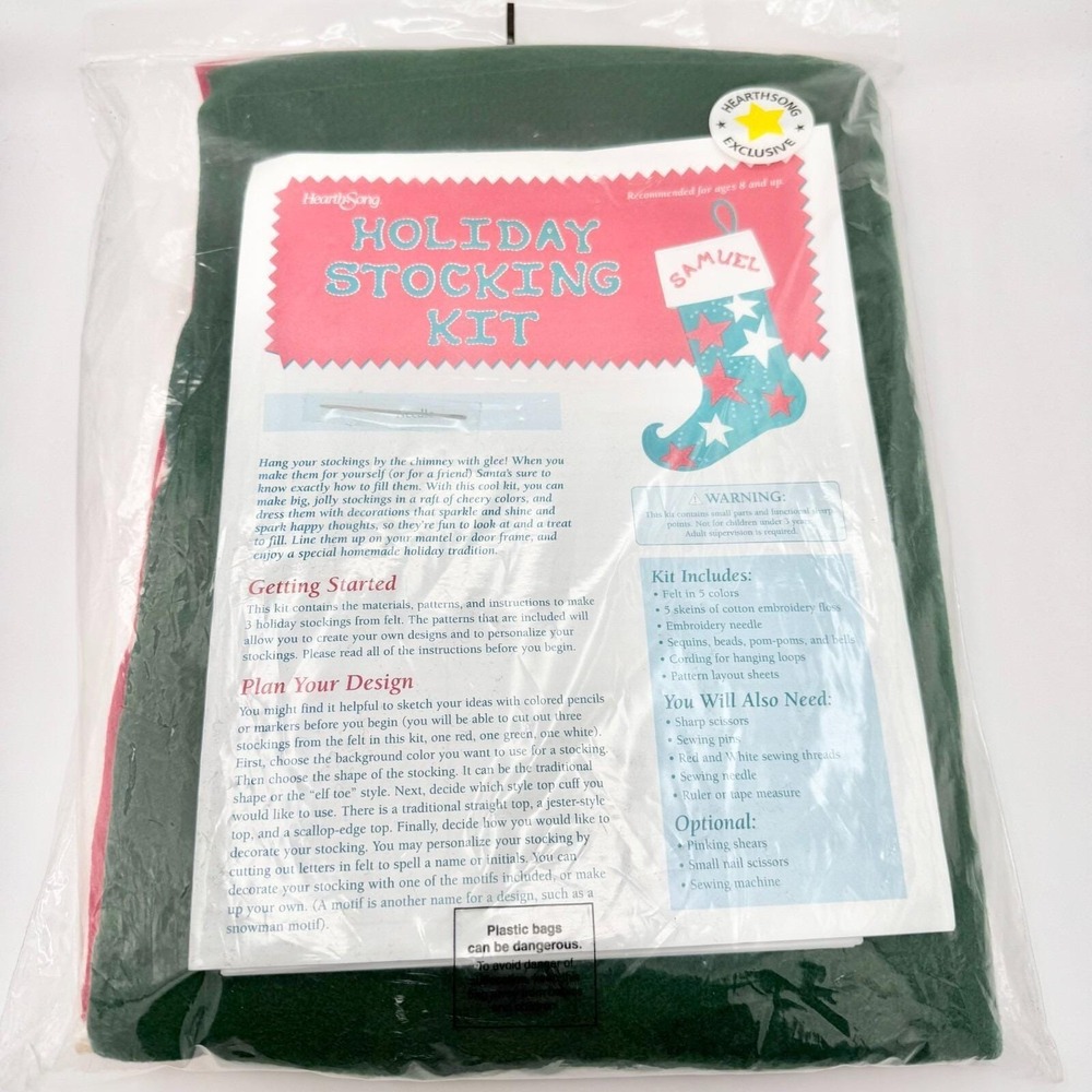 Hearthsong Children's Holiday 3- Stocking Embroidery Craft Kit (8+) Vintage 2002